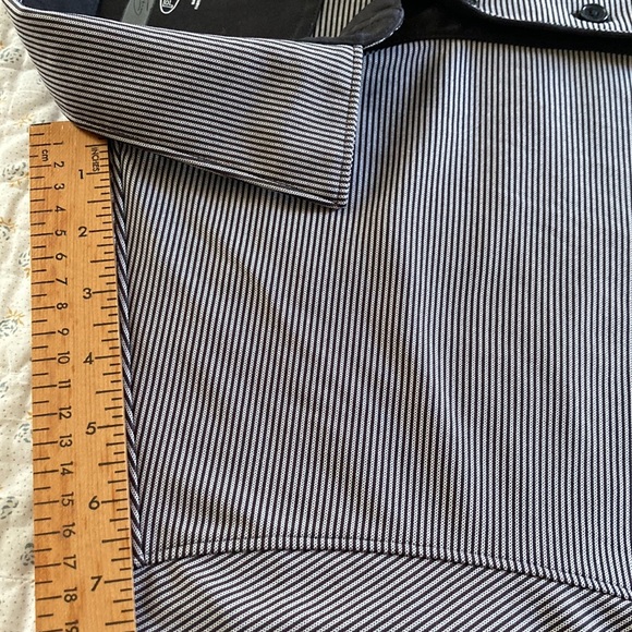 Men’s Greg Norman - Play Dry - Short Sleeve - Polo Shirt - Large - Black & White - Picture 5 of 8